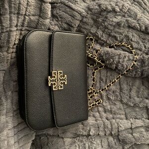 Tory Burch Britten Black Crossbody Bag with Gold Chain